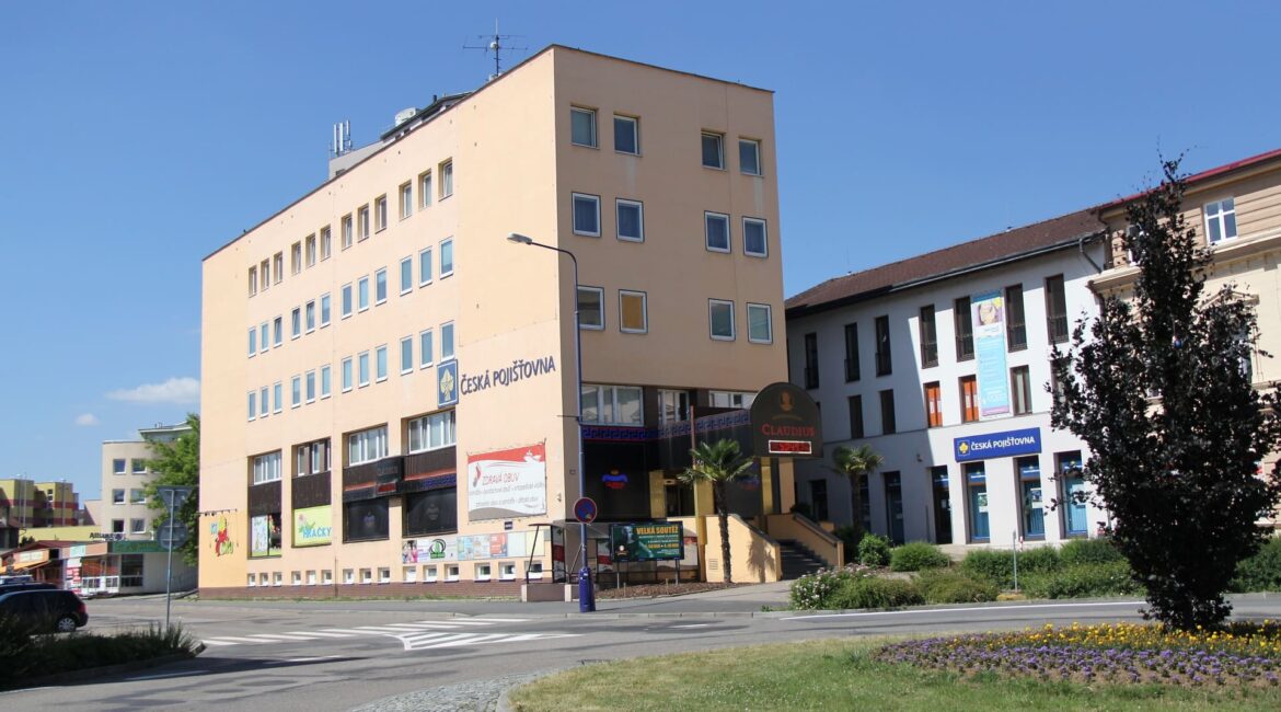 administrativní budovy v Benešově (2) (1)